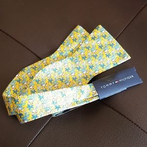 Tommy Hilfiger Yellow Palm Bow Tie